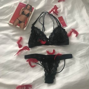 Obsessive komplet: biustonosz i stringi 854-set-1