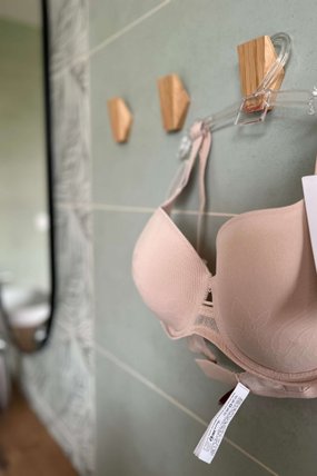 Triumph wild rose sensation wp biustonosz shape-up